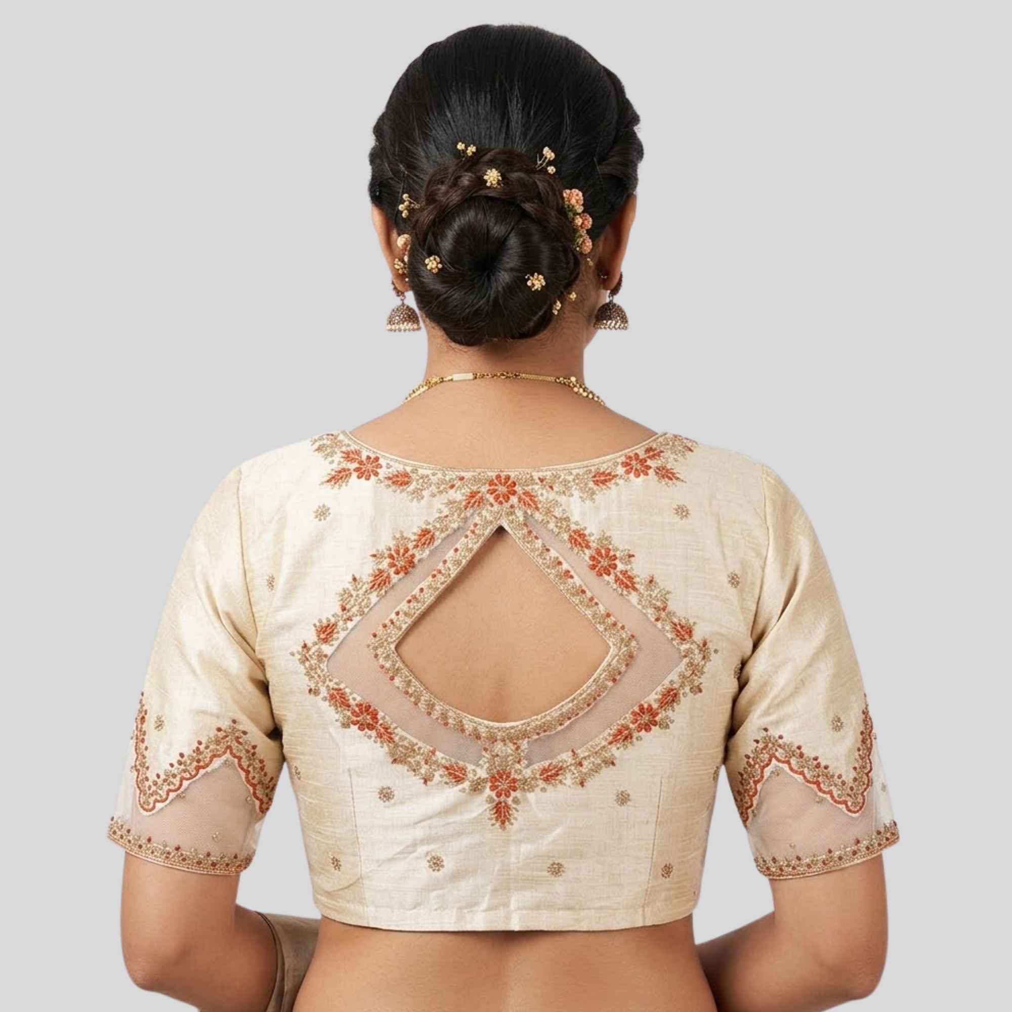 Back embroidery blouse
