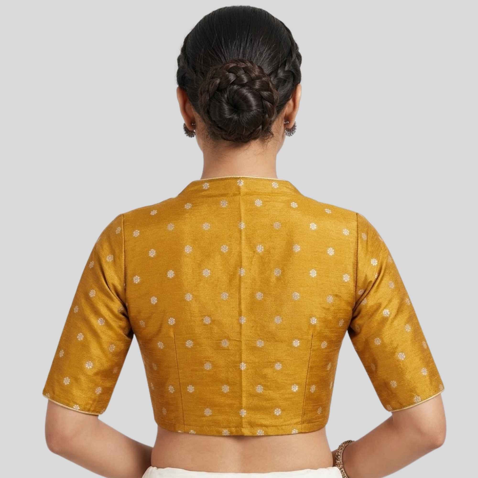 Tissue butta High neck Elbow Sleeve Blouse