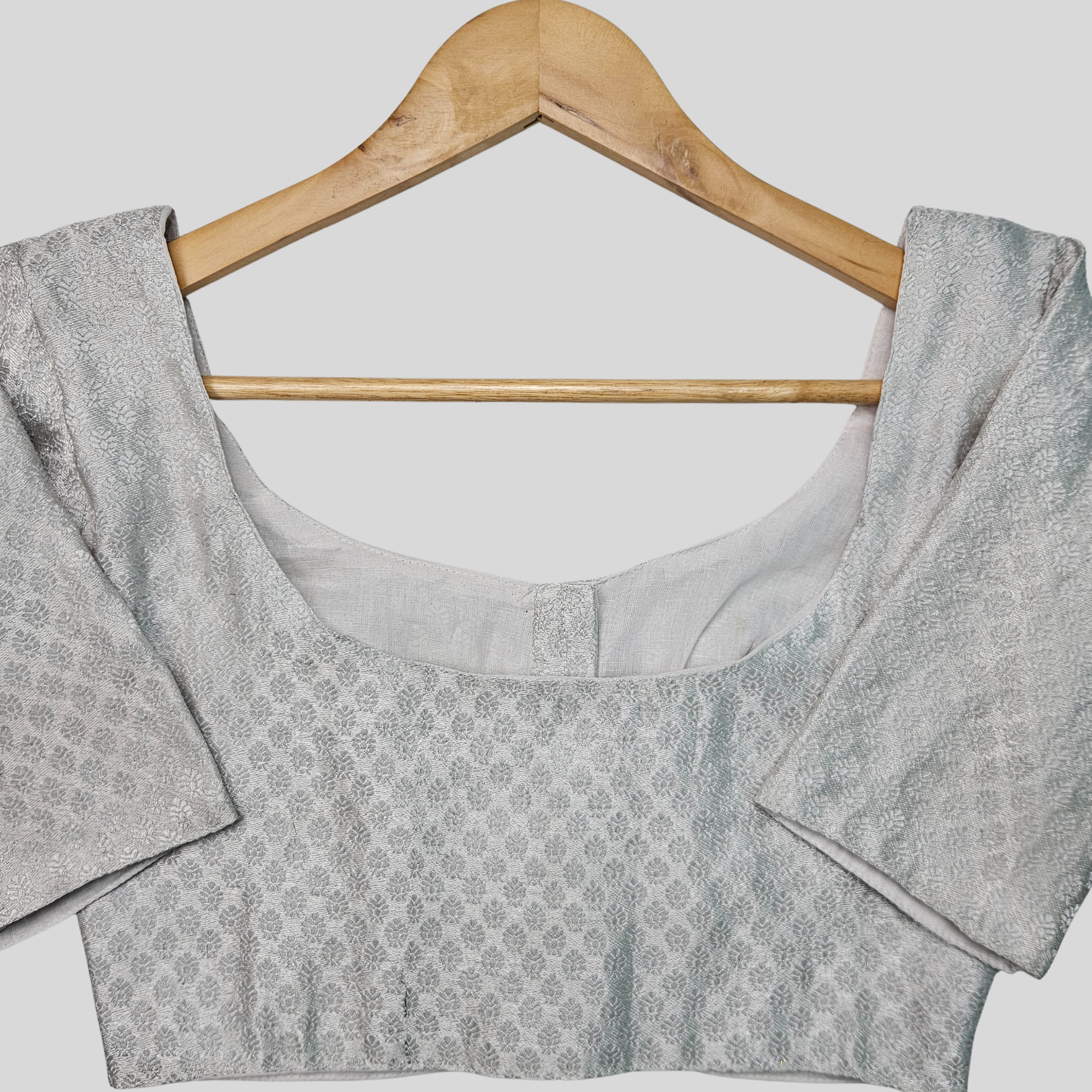 Madhubala Cut Brocade Elbow Sleeve Blouse