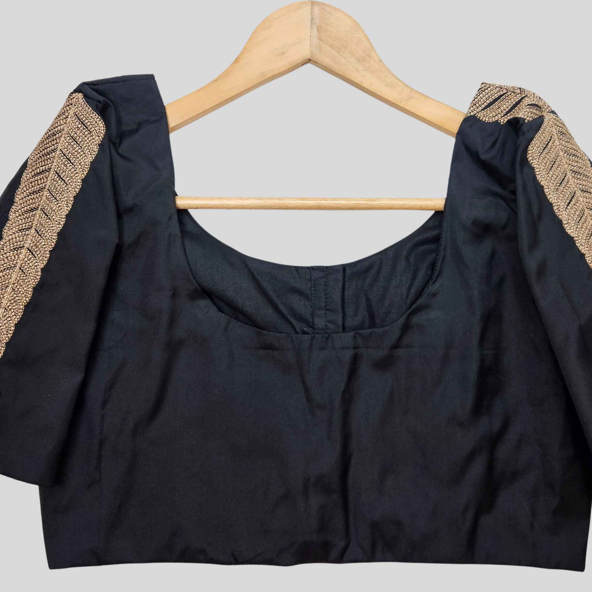 Embroidery Silk Cotton Readymade Blouse With Elbow Sleeve