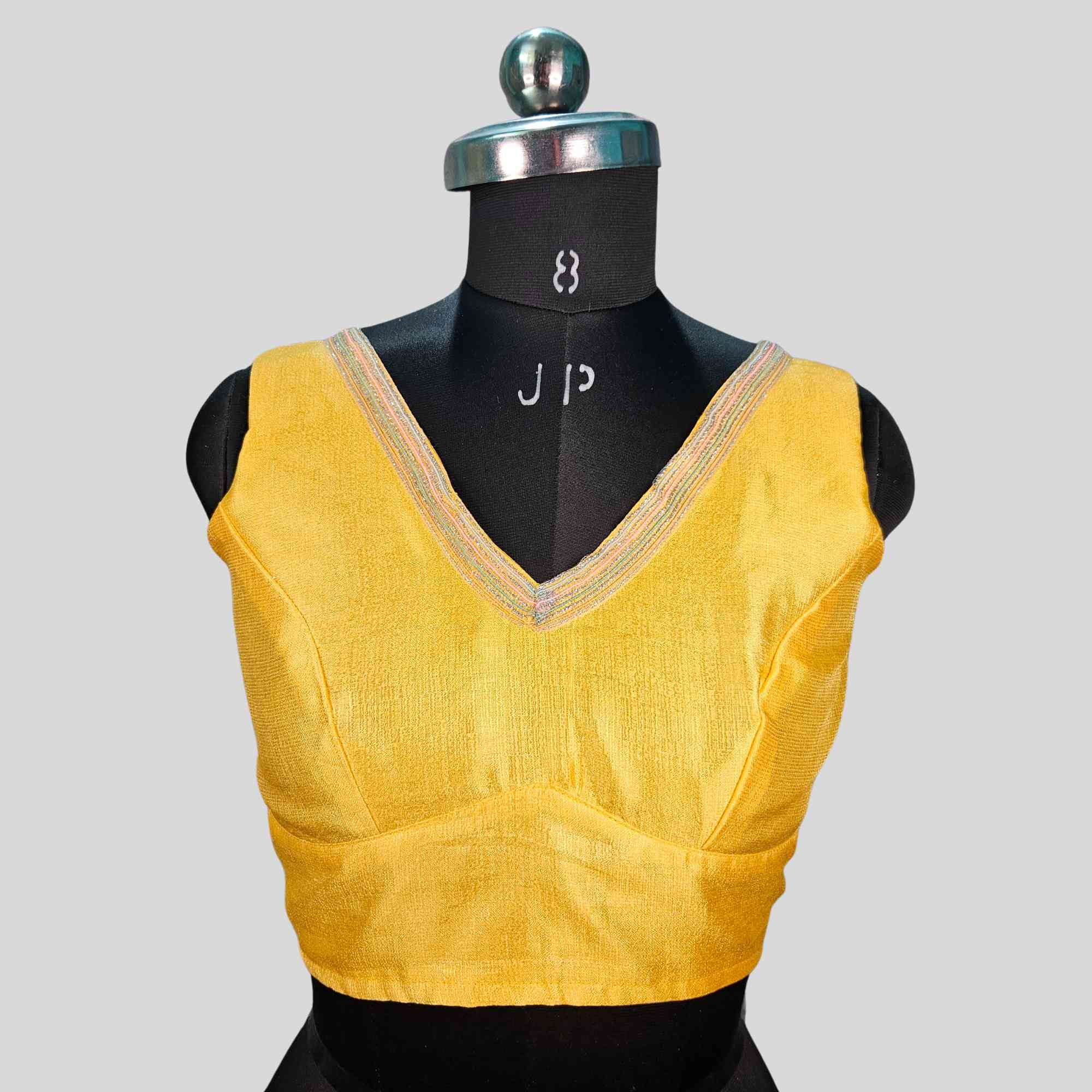 Cobra Silk Fabric Sleeveless Blouse

