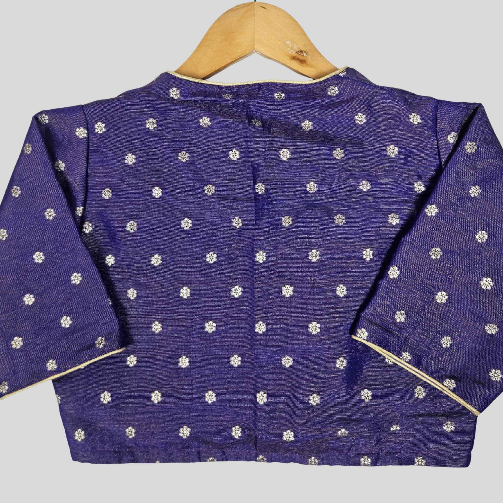 Tissue butta High neck Elbow Sleeve Blouse