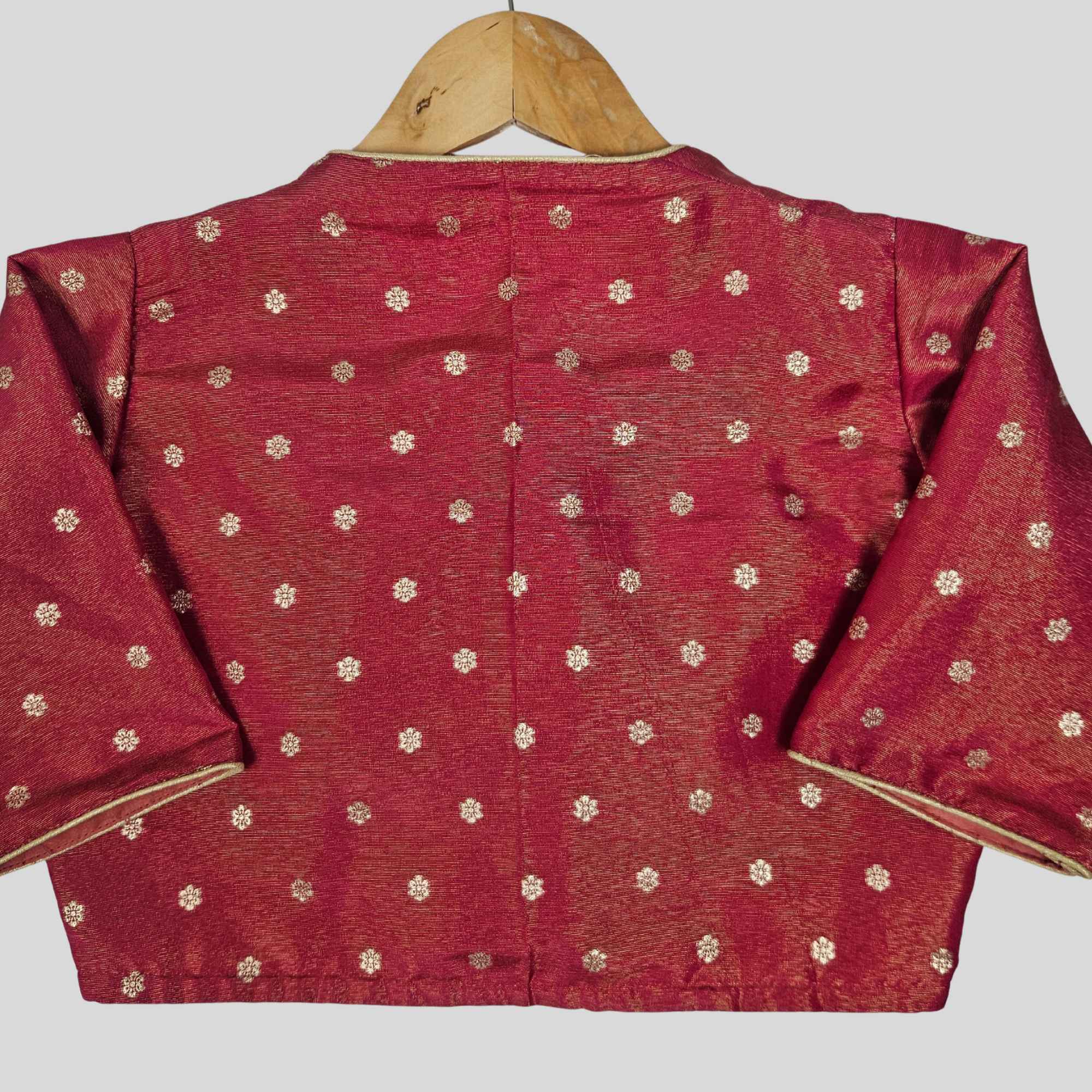 Tissue butta High neck Elbow Sleeve Blouse