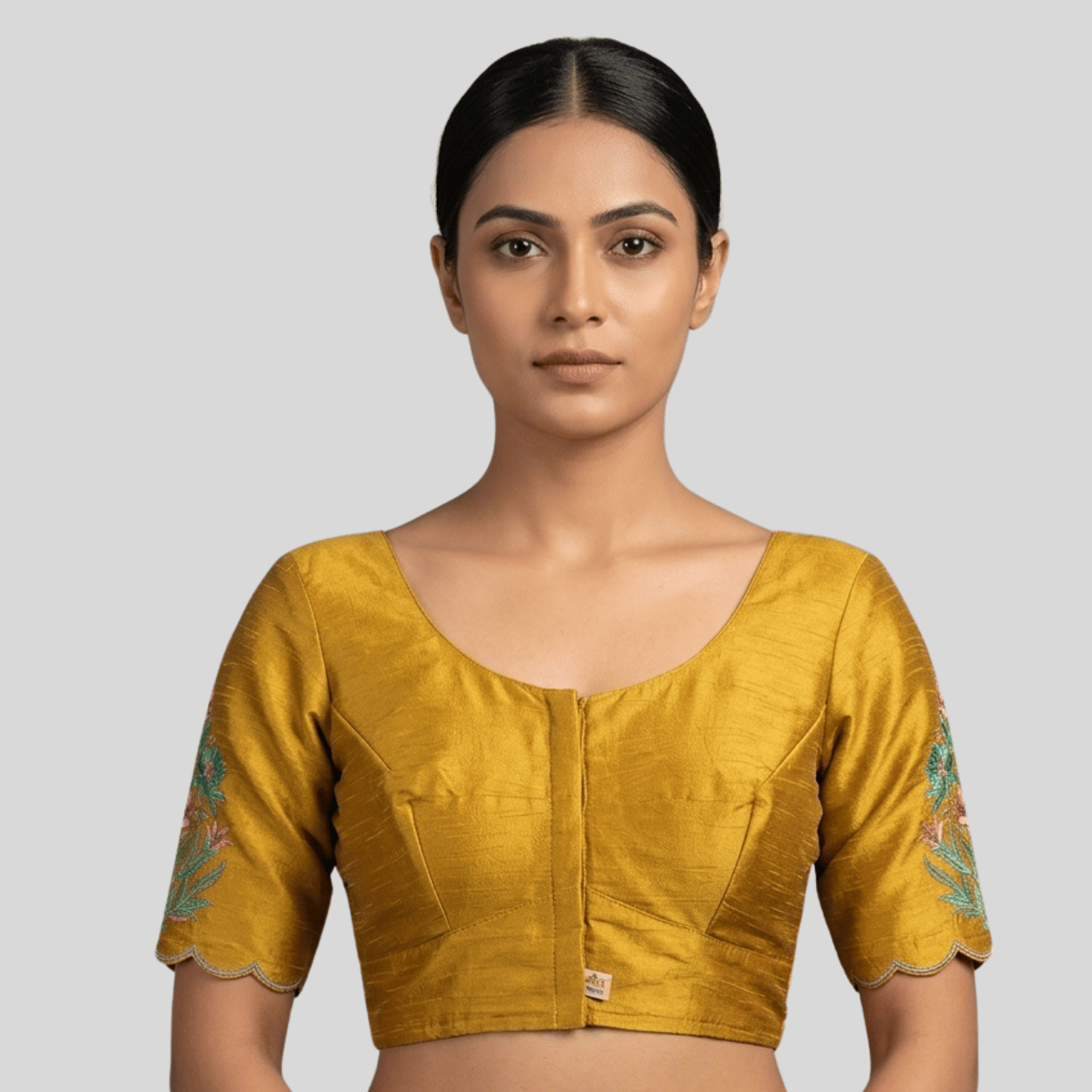  Scalloop Sleeve Blouse